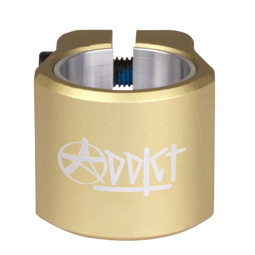 Atkarībā no Clamp logo zeltsName
