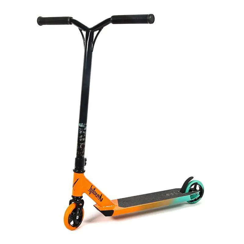 Versatyl Cosmopolitan V2 Scooter - oranži zils melns