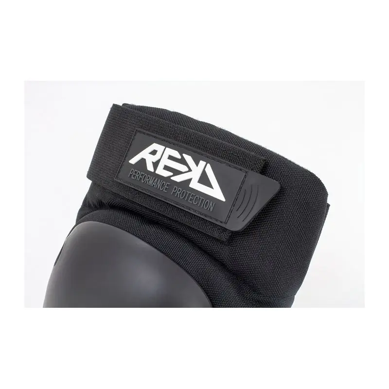 Melnais XL